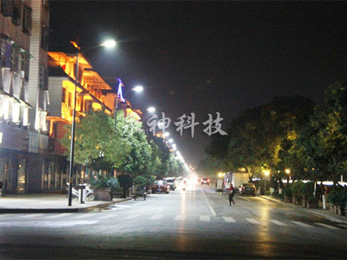 濂溪河北岸LED路燈工程案例